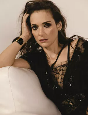 Winona Ryder OnlyFans Leaked Free Thumbnail Picture - #Equ8Zi7Any