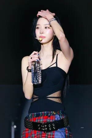 Winter Aespa OnlyFans Leaked Free Thumbnail Picture - #1iFuHGOmW3