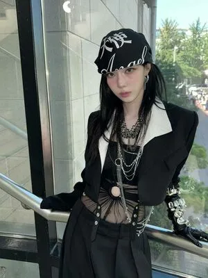 Winter Aespa OnlyFans Leaked Free Thumbnail Picture - #8TqUlQ5vIJ