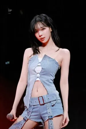 Winter Aespa OnlyFans Leaked Free Thumbnail Picture - #p3SwR1lCe3