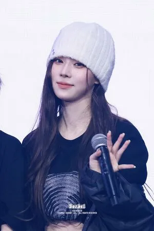 Winter Aespa OnlyFans Leaked Free Thumbnail Picture - #w1YjlGY084