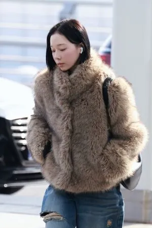 Winter Aespa OnlyFans Leaked Free Thumbnail Picture - #x7xXwwQuxO