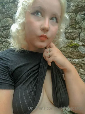 Witchyblossom OnlyFans Leaked Free Thumbnail Picture - #2tX7CK4i4B