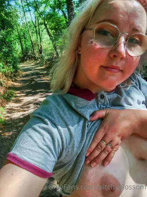 Witchyblossom OnlyFans Leaked Free Thumbnail Picture - #UMiKpcOqdZ