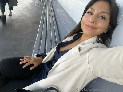 Withlove Lara OnlyFans Leaked Free Thumbnail Picture - #BlSdQ8LJ45