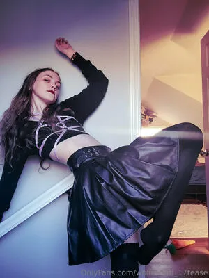 Wolfie Girl 17tease OnlyFans Leaked Free Thumbnail Picture - #3kSPporEc0