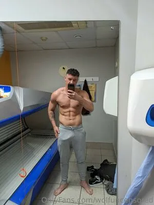 Wolfuncensored OnlyFans Leaked Free Thumbnail Picture - #ye1F41XIc6