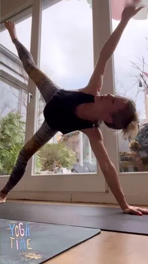 Wolke Hegenbarth OnlyFans Leaked Free Thumbnail Picture - #zbwo99HoNe