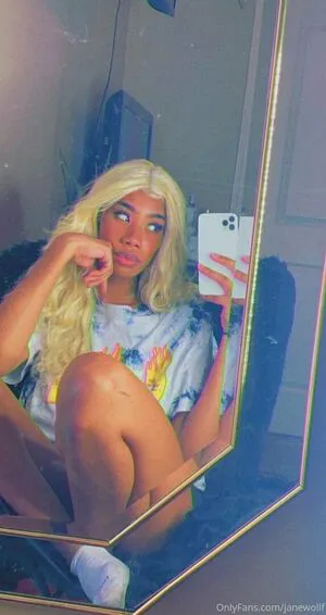 Womanflo OnlyFans Leaked Free Thumbnail Picture - #1dtWre74v3