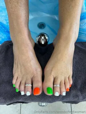 Wonderfeetwoman OnlyFans Leaked Free Thumbnail Picture - #MC8wgrC7gl