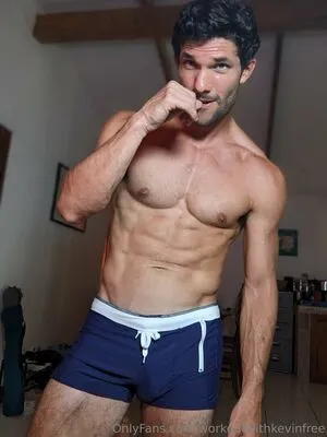 Workoutwithkevinfree OnlyFans Leaked Free Thumbnail Picture - #5d4xYjJm1O