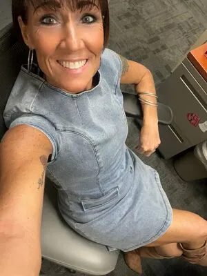 Workplace Barbie OnlyFans Leaked Free Thumbnail Picture - #04Fyvk1Cbw