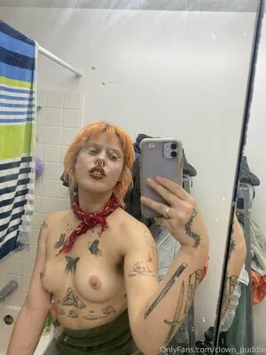Wormsinmyclownsuit OnlyFans Leaked Free Thumbnail Picture - #bN53xk3KO1