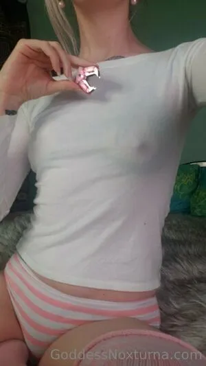Worshipgoddessnoxturna OnlyFans Leaked Free Thumbnail Picture - #4oKqK9r0cI