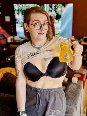 Worthlessholes OnlyFans Leaked Free Thumbnail Picture - #SsFFCUW8gF