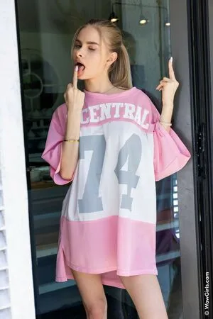 WowGirls OnlyFans Leaked Free Thumbnail Picture - #9OEInyO9r1