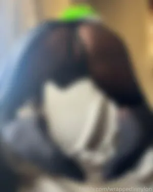 Wrappedinnylon OnlyFans Leaked Free Thumbnail Picture - #0zWu2IjDJM