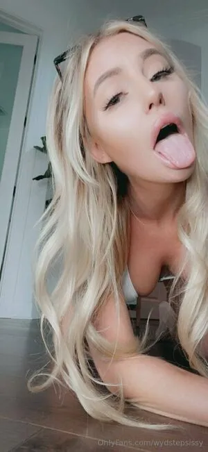 Wydstepsissy OnlyFans Leaked Free Thumbnail Picture - #kXVdqhyZIf