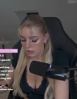 X05miaa OnlyFans Leaked Free Thumbnail Picture - #l7WDoykUso