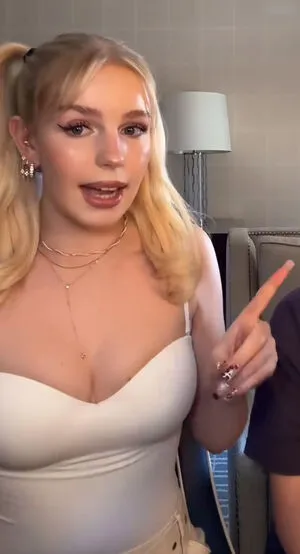 X05miaa OnlyFans Leaked Free Thumbnail Picture - #sieNTQTTq8