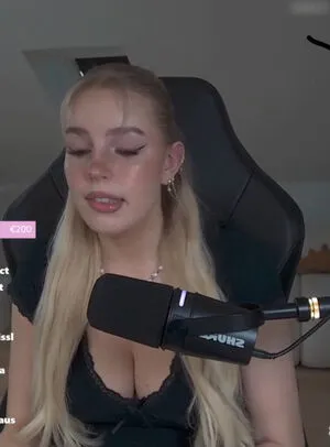 X05miaa OnlyFans Leaked Free Thumbnail Picture - #vNlwTjKgds