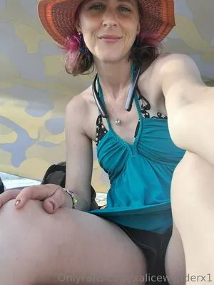 Xalicewonderxoxo OnlyFans Leaked Free Thumbnail Picture - #TBqj53tcF0