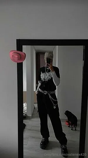 Xalienex420 OnlyFans Leaked Free Thumbnail Picture - #Qk289mr5uN