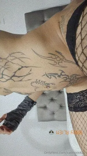 Xalienex420 OnlyFans Leaked Free Thumbnail Picture - #UmDzeShKLH