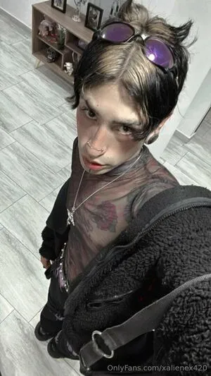 Xalienex420 OnlyFans Leaked Free Thumbnail Picture - #m5isnymIe9