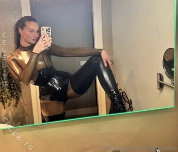 Xamazoneve OnlyFans Leaked Free Thumbnail Picture - #UKaYpW2MLB