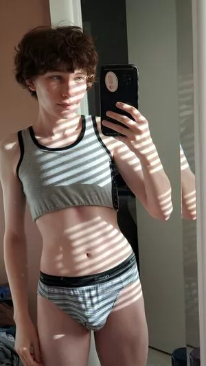 Xaviey OnlyFans Leaked Free Thumbnail Picture - #1KVamxawwg