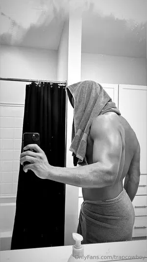 Xdesmondx OnlyFans Leaked Free Thumbnail Picture - #gx3AmxFR2n