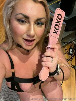 Xenia Hellenic Goddess OnlyFans Leaked Free Thumbnail Picture - #IgwJa2zNBp
