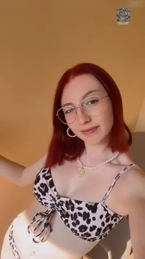 Xenia Mlr OnlyFans Leaked Free Thumbnail Picture - #DMCIEnBnW4