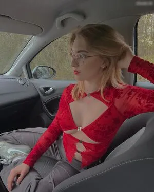 Xenia Mlr OnlyFans Leaked Free Thumbnail Picture - #DcRukby3P3