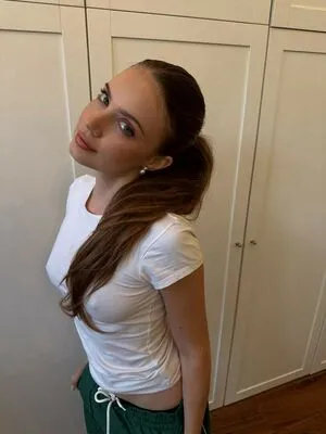 Xenia Tchoumi OnlyFans Leaked Free Thumbnail Picture - #AFxEgLzeO6