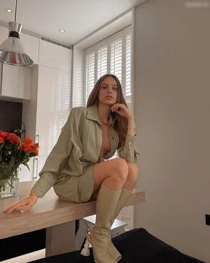 Xenia Tchoumitcheva OnlyFans Leaked Free Thumbnail Picture - #ARLIMKksKw