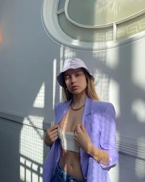 Xenia Tchoumitcheva OnlyFans Leaked Free Thumbnail Picture - #igXPWicE2t