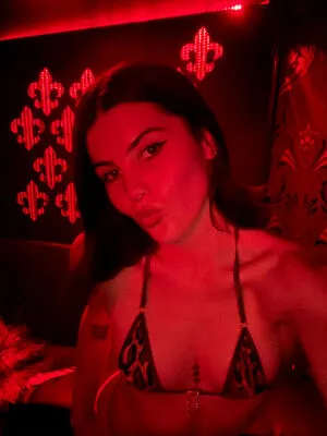 Xevexe OnlyFans Leaked Free Thumbnail Picture - #IDLAmBreff