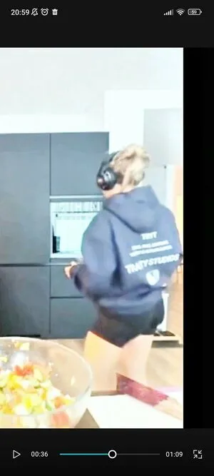 Xfibii OnlyFans Leaked Free Thumbnail Picture - #UWHydSY4TW