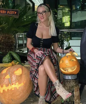 Xhulia Nio OnlyFans Leaked Free Thumbnail Picture - #aSmSSljIMG