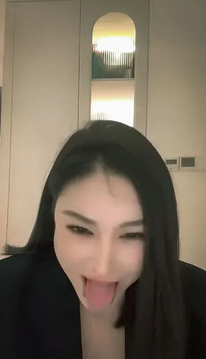 Xiaolajiao J3 OnlyFans Leaked Free Thumbnail Picture - #4yf3Lwww0W