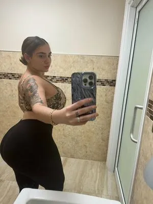Xisisjulia OnlyFans Leaked Free Thumbnail Picture - #fnT6MYoevm