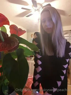 Xjuicysweetpeachxo OnlyFans Leaked Free Thumbnail Picture - #HnhOFFXE2i