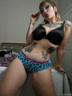 Xlunakali OnlyFans Leaked Free Thumbnail Picture - #4nuFVfSMjn