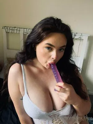 Xmaex Free OnlyFans Leaked Free Thumbnail Picture - #slvB5fnEF8
