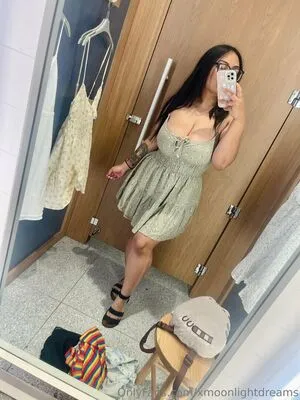 Xmoonlightdreams OnlyFans Leaked Free Thumbnail Picture - #bFvHFrBeyG