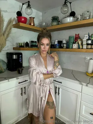 Xnicoleanistonx OnlyFans Leaked Free Thumbnail Picture - #b6cJWIzaBH