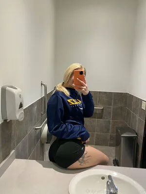 Xoelizabethxoxo OnlyFans Leaked Free Thumbnail Picture - #C6B7CNNMwq
