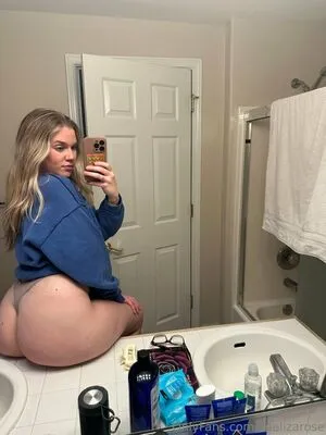 Xoelizarose OnlyFans Leaked Free Thumbnail Picture - #NW1BHePare